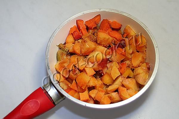 морковный торт с персиковым желе