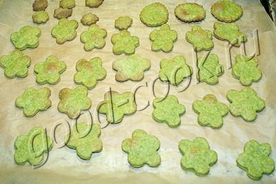 зеленое укропно-чесночное печенье