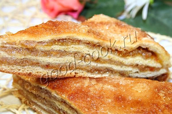дрожжевой пирог с орехами по-румынски