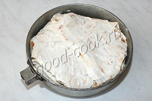 пирог из лаваша с курицей в сметанном соусе