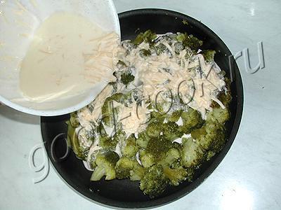 брокколи в сырном омлете