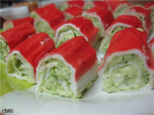 Крабово-сырные рулетики