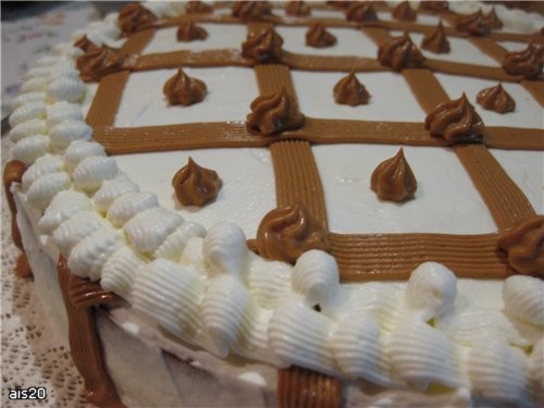 Ира спасибо за рецепт торта от Jul-Jul с кукинга Торт "Сникерс" Коржи пропитывала ликером Тирамису - 2