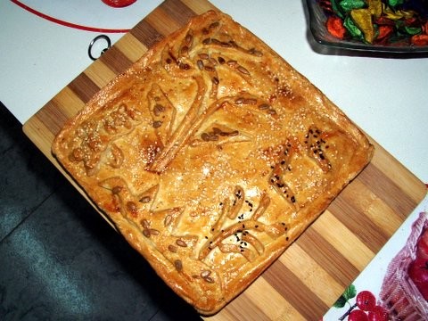 Пирог из песочного теста с грибами,баклажаном и печенью Тесто: 3 стакана муки 200 г маргарина 0,5 ч - 2