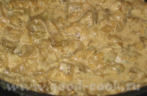 Когда-то это блюдо было хитом на форуме, очень вкусное и простое: "Жюльен из баклажанов" от crimcha...