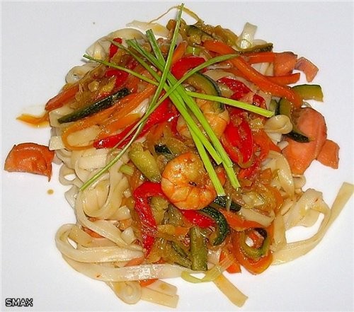Лапша с овощами и морепродуктами Состав на 4 порции: Лапша удон 0,3кг ; тигровые креветки 0,15кг ;... - 6