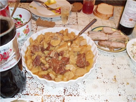 Тушеная картошечка с говядиной