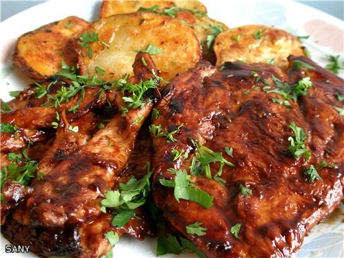 КУРОЧКА НА ГРИЛЕ (POLLO AL GRILLET) 3-4 порции куриного филе (грудинка) Для маринада: 6 ст