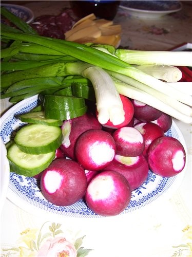 А вот вкуснейший весенний "салат"