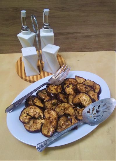 Баклажаны, маринованые в белом вине