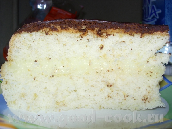 ну и Чародейка от очень вкусно, только суховато, на мой вкус, крема надо побольше варить и резать к...