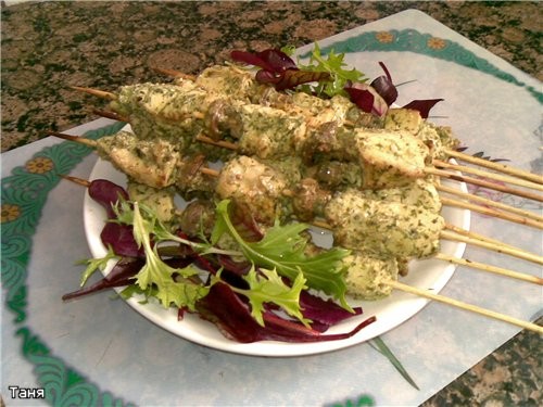 Шашлычки из куринной грудки с грибами Мясо с трех грудок 250 г маленьких шампиньонов 1 ст - 2