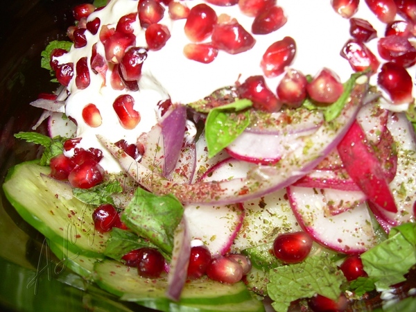Вот так рождаются вкусные салаты, когда вернулся домой уставший и голодный, а дома нет приготовленн... - 2