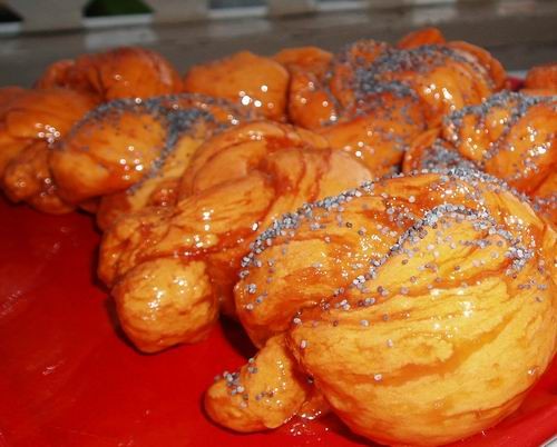 А у меня тож рецептик вкусной ТУТ а еще есть тейглах, тока не знаю,его делают на свадьбы пральна - 2