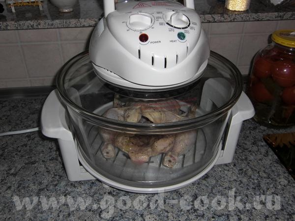 снизу овощи в маринаде,а сверху рыба---получилось вкусно,рыба очень нежная