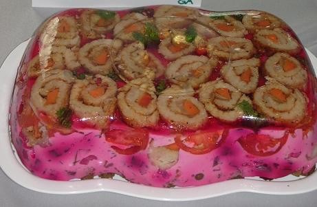 Шарлотка в желейной форме