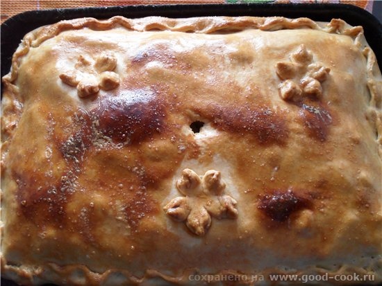 Пирог с мясом и картофелем угощайтесь ну очень вкусным мороженным Приятного аппетита