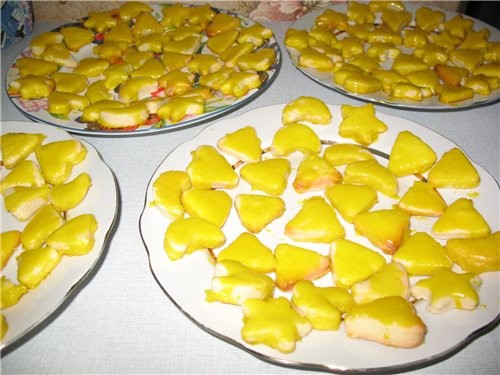 А я сегодня пекла печенье "Каприз" от Аленушки -alenkii Очень вкусное, рассыпчатое