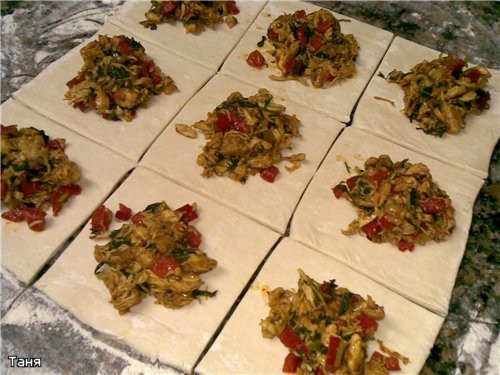 Гнездышки из слоенного теста с мясом и овощами Вообще-то,это должны были быть(я так задумала)конвер... - 2