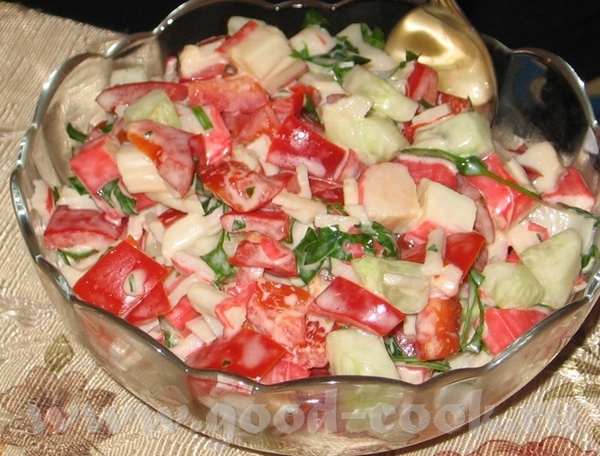 Салат из крабовых палочек (рецепт от с кукинга, словами автора) на 4 порции Состав: 1 небольшая упа...