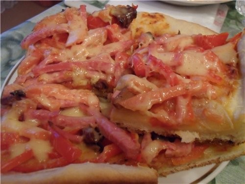 Пицца Огурчики из баночки Курочка-Гриль покупная