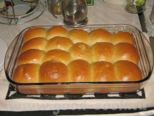 БУЛОЧКИ ПШЕНИЧНЫЕ БЕЛКОВЫЕ После приготовления кулича,остались неиспользованые белки яиц,решила их...