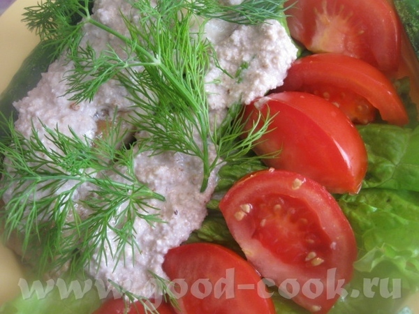 ЖАРЕНЫЙ СОМ ПОД ОРЕХОВЫМ СОУСОМ Сом, конечно, такая рыба, которую трудно чем-либо испортить, а вот...