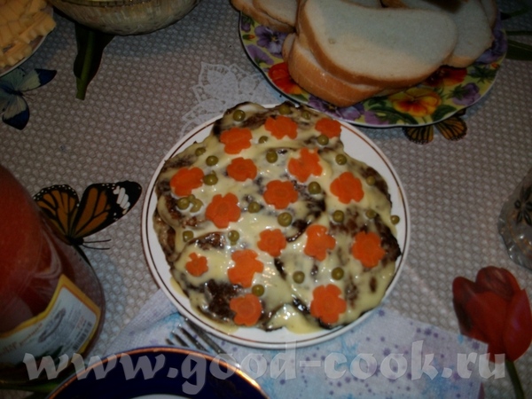 Это первоначально было задумано как печеночные котлетки, но котлетки получились ну слишком тоненьки...