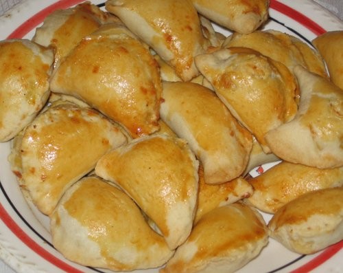Бурекитас с тремя начинками (С сыром) Эта версия пирожков популярна у евреев сефардов живущих в Иер...