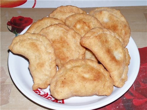 А у нас такой обед Борщ с салом Пирожки с мясом Иерусалимская смесь по Люсиному рецепту(вместо пупо... - 2