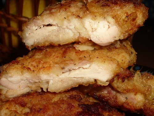 ОТБИВНАЯ ИЗ КУРИНЫХ БЕДРЫШЕК Из куриных бедер удалить косточки