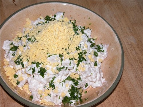 КАРТОФЕЛьНЫЙ САЛАТ С ЛИМОННОЙ ЗАЛИВКОЙ Несмотря на то, что картофель - вещь сытная, лимонная нотка...