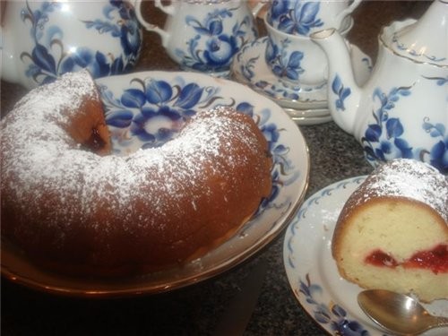 Йогуртовый кекс, очень вкусный Можно делать с любыми начинками, но самое вкусное - с изюмом - 6