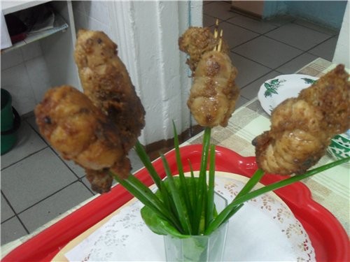 Ну а теперь блюда Курица фаршированная Рулет с зеленью Камыши (куриные рулетики) Котлета "Павлиний... - 3