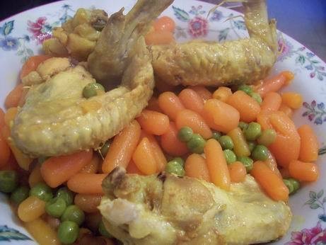 такое нечто я называю 2в1 ( и гарнир и курица вместе) курица с гарниром 1курица или пачка частей ку...