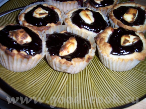 Корзиночки с голубикой и крем сыром
