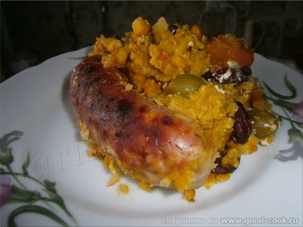 Запеканка из чёрствого хлеба с мясом, зеленью и овощами Запеканка из бобовых с купатами и тыквой Салат из помидоров... - 4
