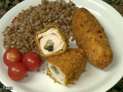 Суп грибной с перловой крупой Куриные окорочка фаршированные мацой и орехами Мясо "французское" по-... - 6
