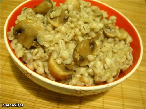 Перловка с шампиньонами [