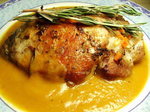 Готовила мясо запеченое куском