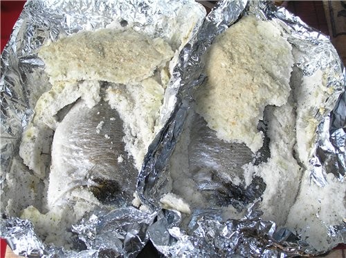 Рыба, запеченая в соляной шубе 2 целых тушки рыбы по 400-500г, 1,5 кг морской соли (вкрайнем случае... - 7