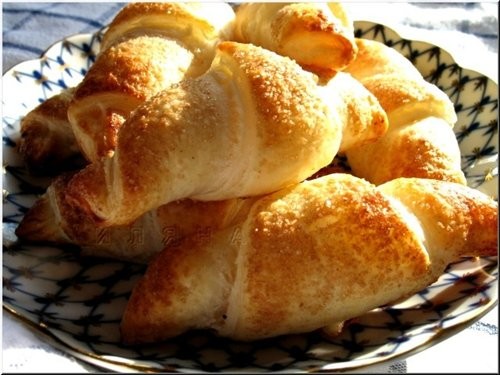 Красивые пирожные и маковый кексик