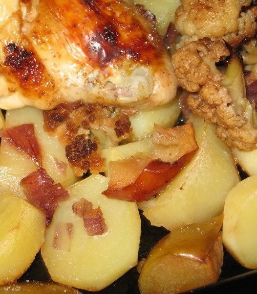 Курица с цветной капустой и сливами - 2