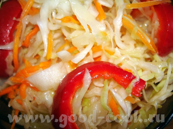 Вот, КАПУСТОЧКУ МАРИНОВАЛА , вкууусная, хрустящая