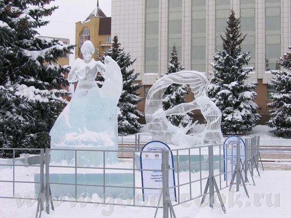 у нас это не конкурс, у нас это просто традиция - ежегодно делать ледяные городки, Сибирь, однако В... - 7