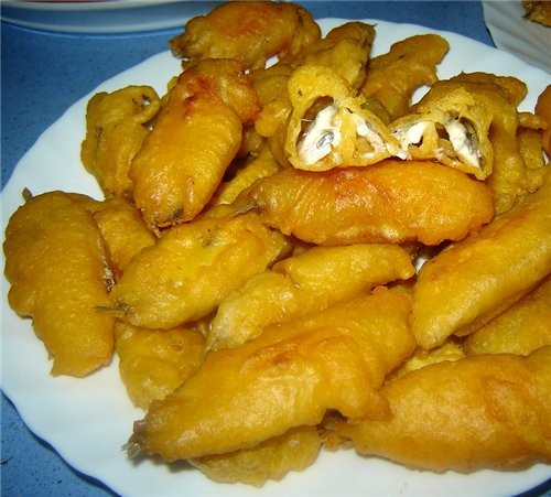 Boquerones aliсados rebozados en harina de tempura Анчоусы в кляре анчоусы - 500 г соль, черный пер...