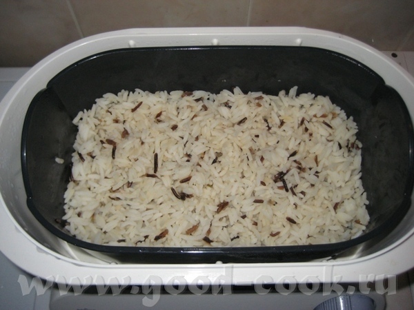 Рис в пароварке 1 стакан риса, 1,5 стакана воды, соль по вкусу, масло в конце приготовления Время п...