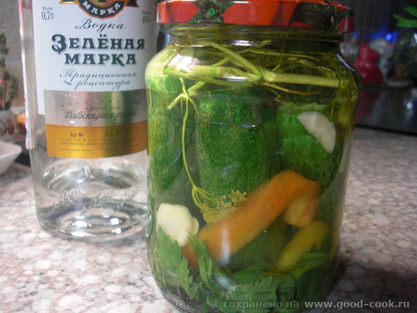 Девчонки сделала огурчики малосольные с перчиком сладким - оочень вкусняка