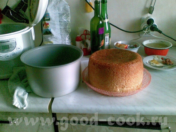 P.S. В мультиварке то блины не пожаришь tongue.gif Зато бисквит ШИКАРНЫЙ!!!!!! А это - РОМОВАЯ БАБА...