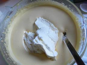 Мандариновое парфе, сервированное в мандарие Парфе - это такое мороженное, которое за счет содержащ... - 4